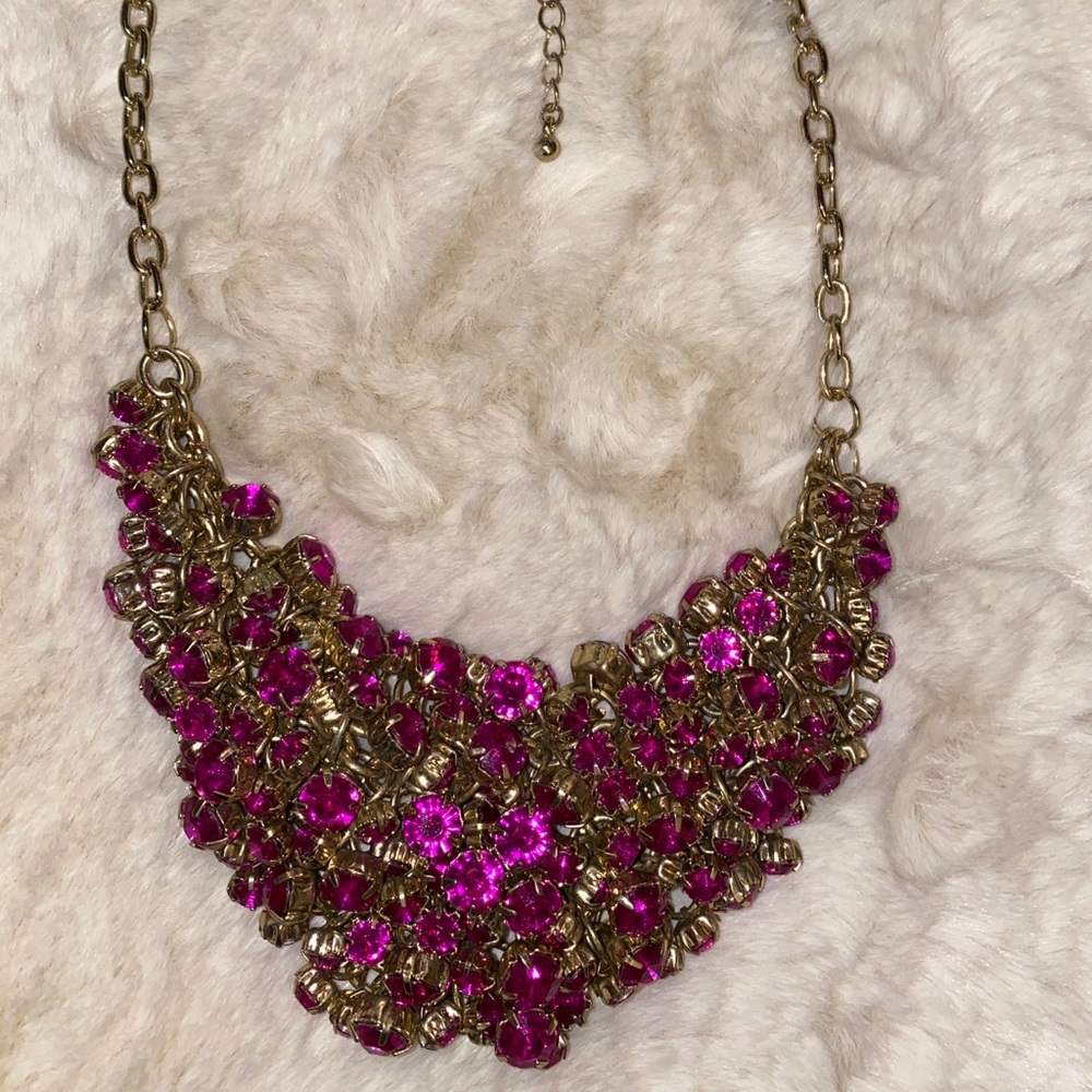 Chunky fuchsia/gold necklace